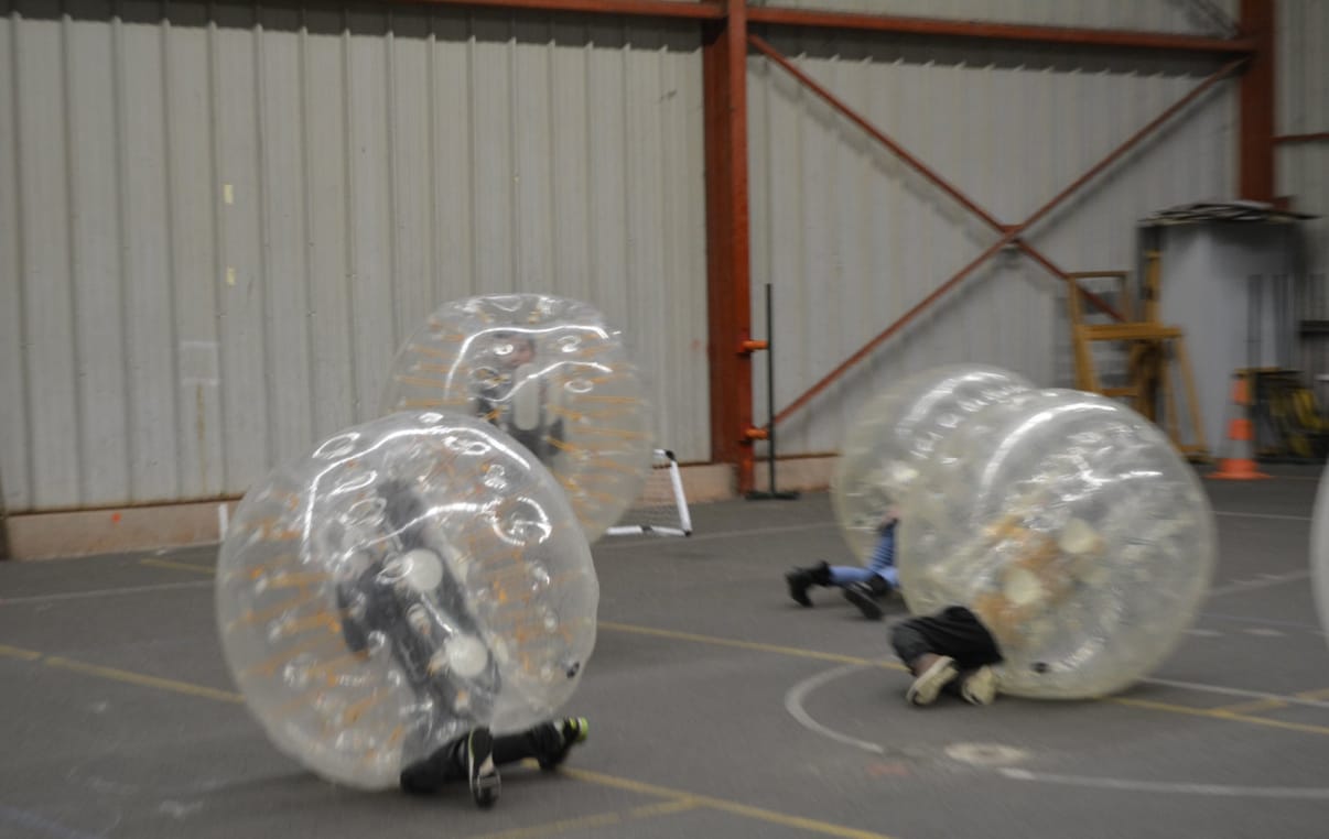 Animation Bubble Foot à Toulouse pour un anniversaire ou un team building